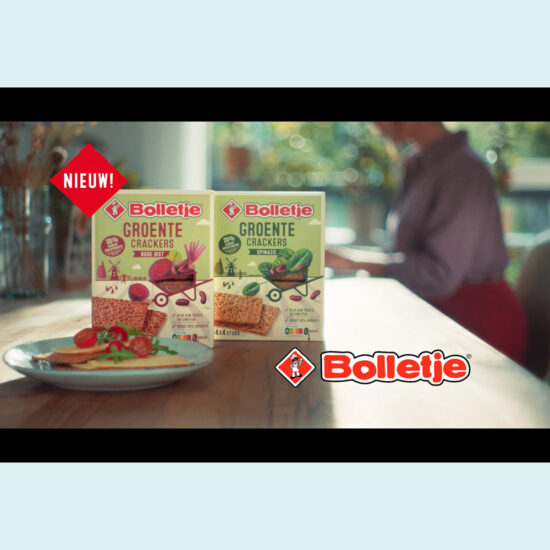 Foodstyling voor TV-commercial van Bolletje Groentecrackers.
